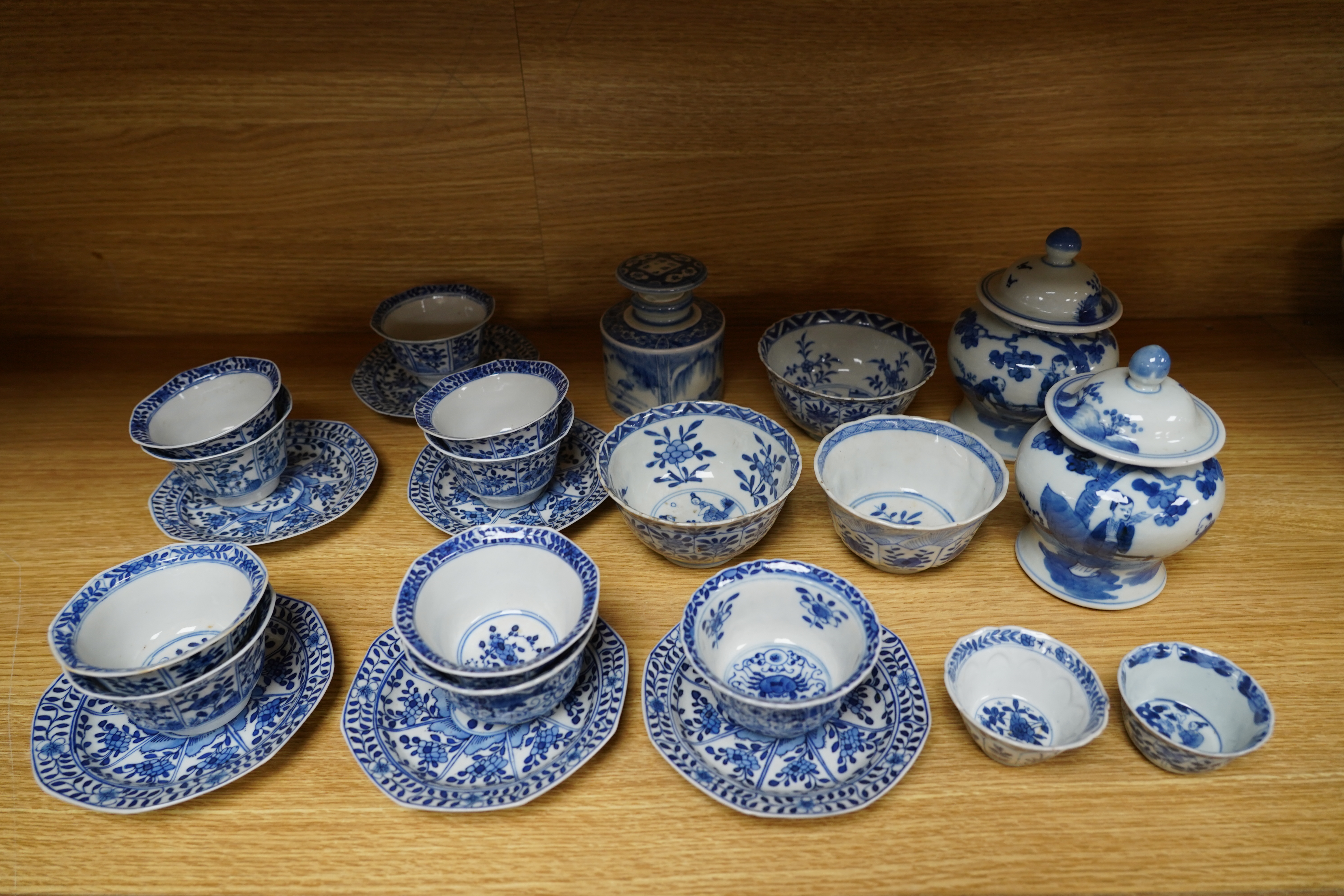 A quantity of 19th century Chinese blue and white porcelain including pair of baluster jars and covers and tea bowls, largest 14cm high